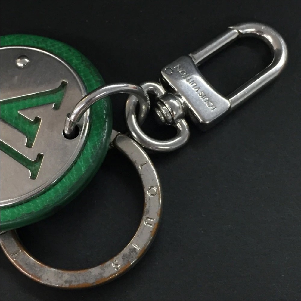 Louis Vuitton Porte Cles LV Circle Key Ring Holder Bag Charm - Picture 3 of 6